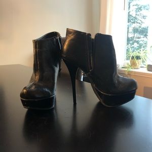 High heel ankle black boots BAMBOO 6